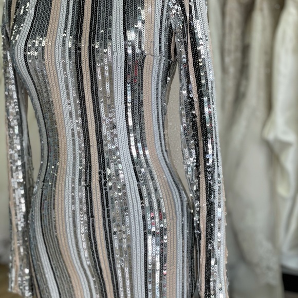 Fully Sequined Mini Dress - Picture 4 of 4